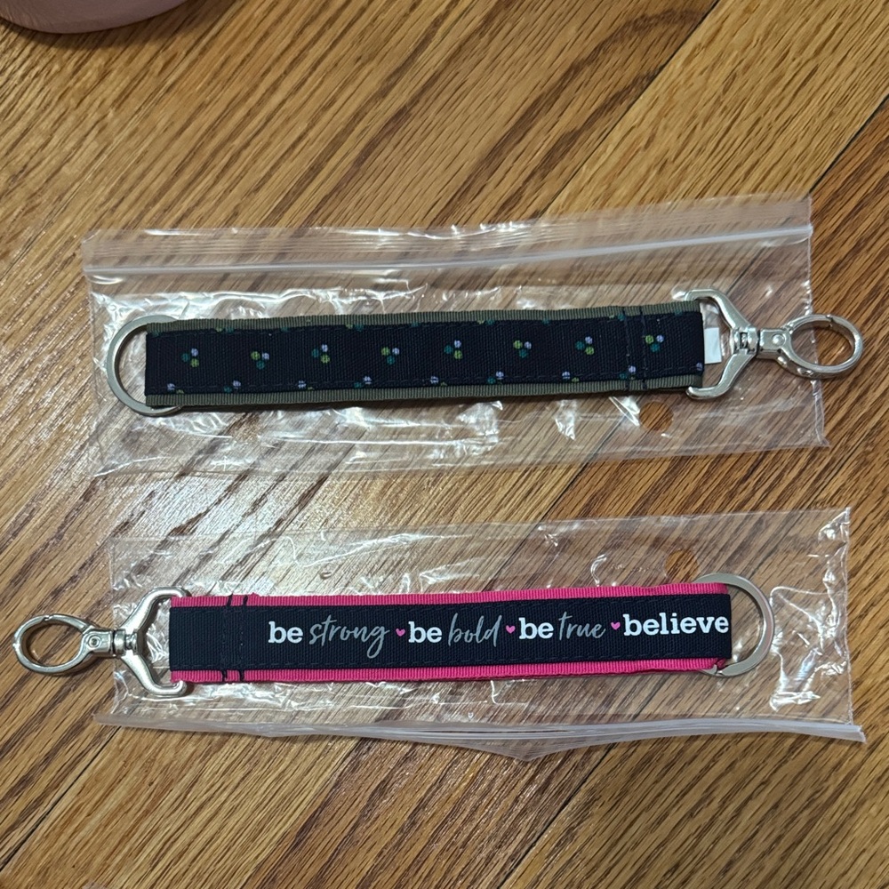 Thirty-One Inspirational Key Fob Set - Black and Pink